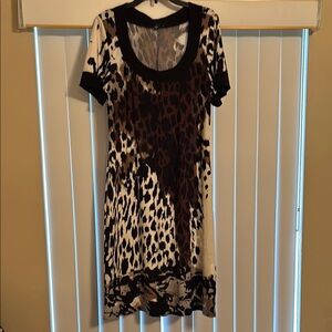 Chic Leopard Print Dress